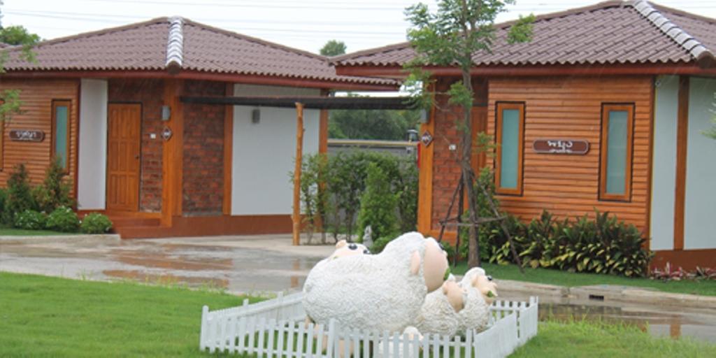 111 Resort & Spa Ban Tha Ramat Luaran gambar