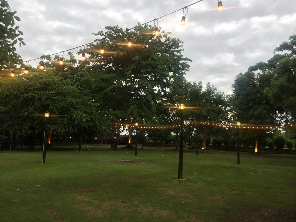 111 Resort & Spa Ban Tha Ramat Luaran gambar