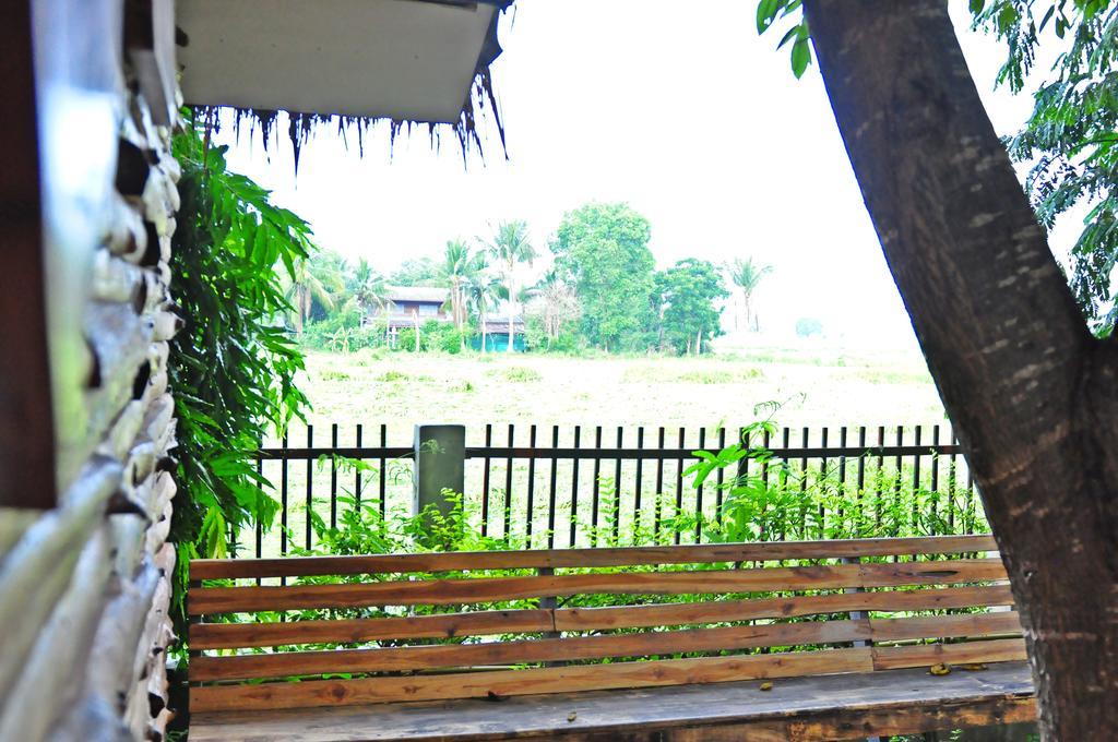 111 Resort & Spa Ban Tha Ramat Luaran gambar