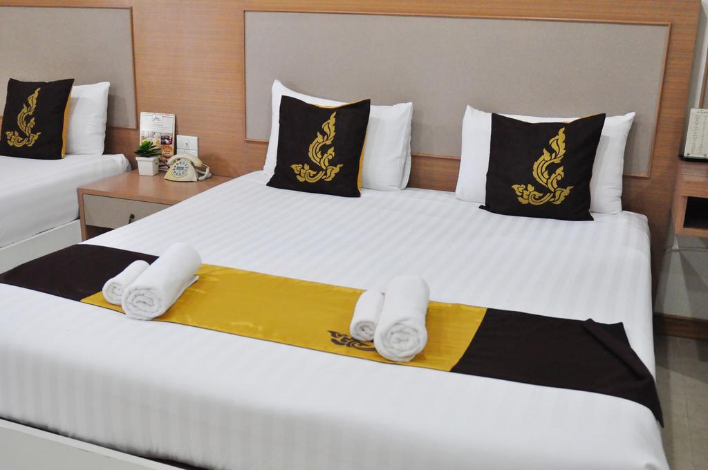 111 Resort & Spa Ban Tha Ramat Luaran gambar