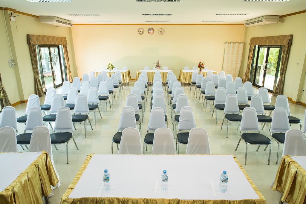 111 Resort & Spa Ban Tha Ramat Luaran gambar